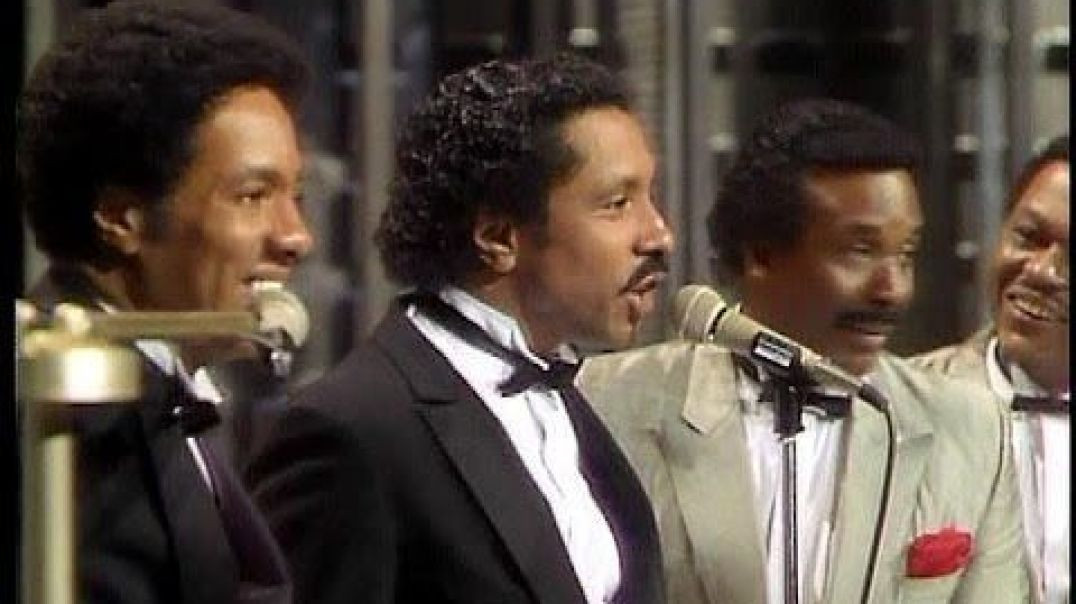 Four Tops & Temptations - Motown Medley 25yrs